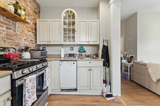 60 Pleasant St in Cambridge, MA - Building Photo - Building Photo