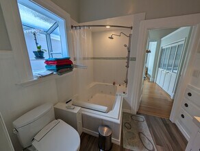 3049 Wheeler St in Berkeley, CA - Foto de edificio - Building Photo