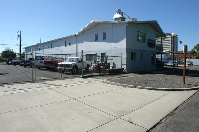 Connections Apartments in Yakima, WA - Building Photo - Building Photo