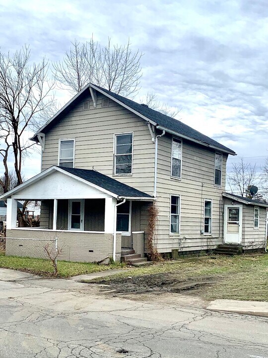 2635 Jackson St in Anderson, IN - Building Photo