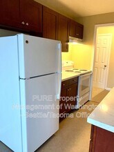 7919 35th Ave SW in Seattle, WA - Building Photo - Building Photo