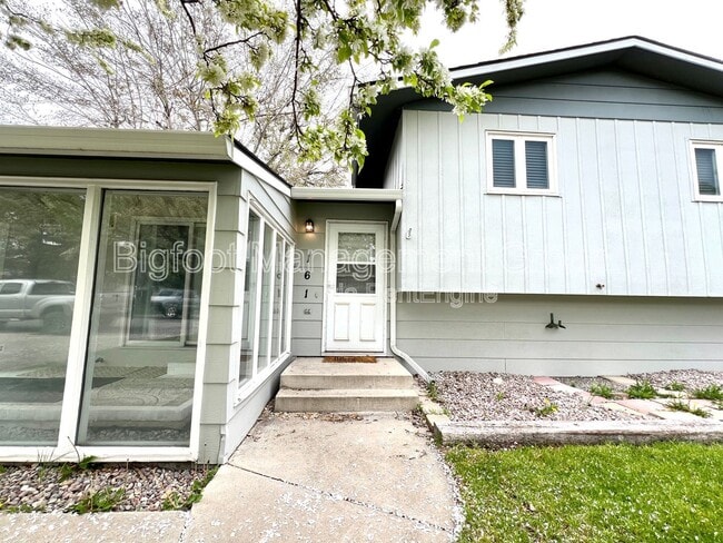 property at 161 Wedgewood Ln