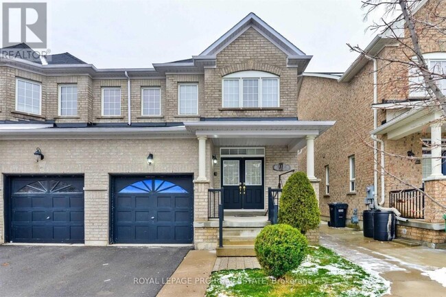 property at 112 Everingham Cir