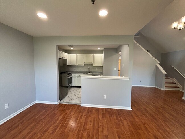 property at 218 Cambridge Ct