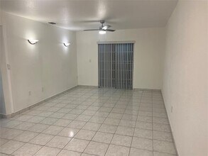 7011 W 29th Ave in Hialeah, FL - Building Photo - Building Photo
