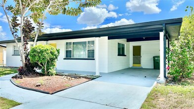 1909 25th Ave W in Bradenton, FL - Foto de edificio - Building Photo