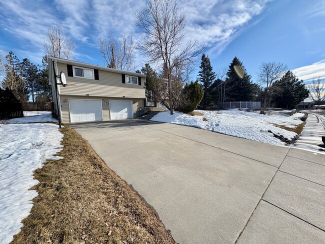 2443 Brook Hollow Dr in Billings, MT - Building Photo - Building Photo