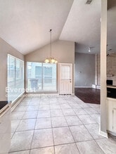 2038 Woodland Hills Dr in Missouri City, TX - Building Photo - Building Photo