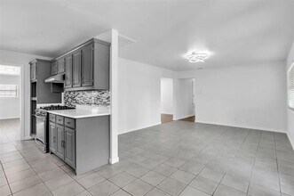 2512 Leta Way in Mesquite, TX - Building Photo - Building Photo