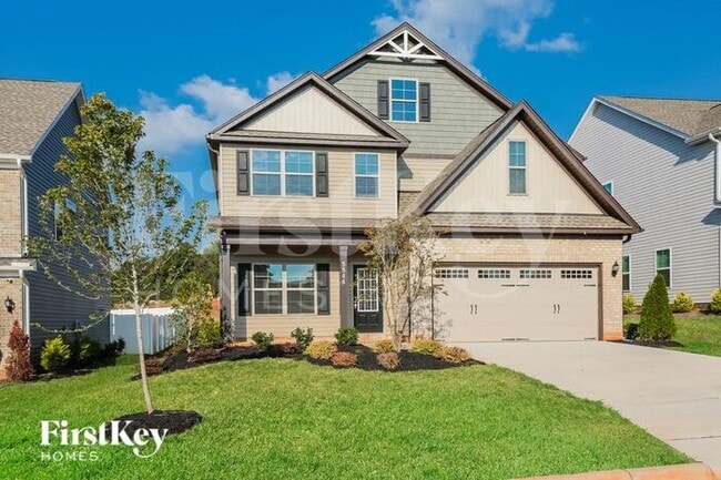 property at 825 Walton Ct