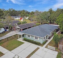 1436 Lake Bonny Dr W in Lakeland, FL - Building Photo