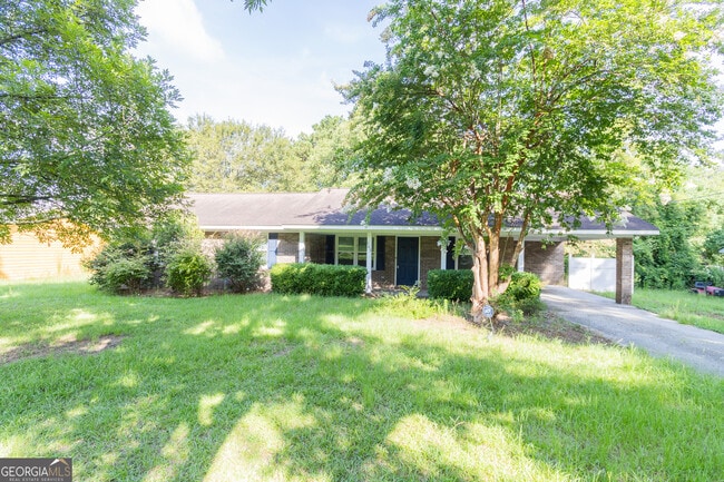 property at 105 Circle Dr