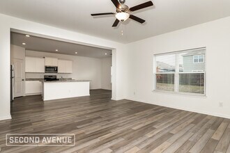 10935 Juliette Pass in Converse, TX - Foto de edificio - Building Photo