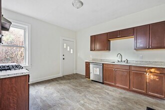 316 Moore Ave in Pittsburgh, PA - Building Photo - Building Photo