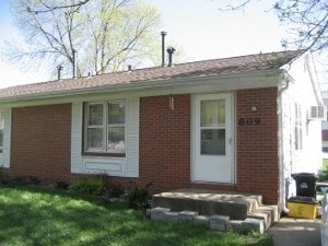 property at 809-809-1/2 20th Ave