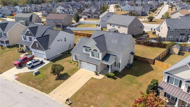 573 Wedgefield Dr in Raeford, NC - Building Photo - Building Photo