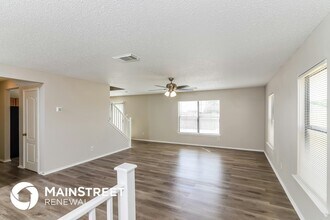 1218 Crossing Oaks in San Antonio, TX - Building Photo - Building Photo