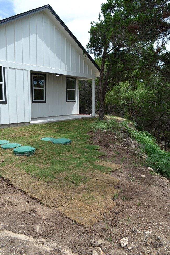 property at 729 Canyon Bend