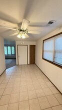 455 W 37th St in Chicago, IL - Building Photo - Building Photo