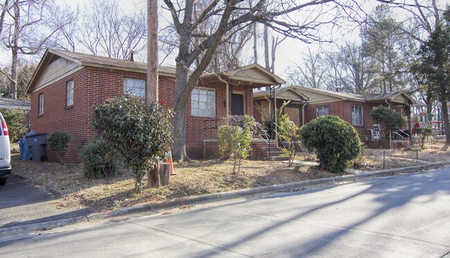 1504 Luther St in Charlotte, NC - Foto de edificio - Building Photo