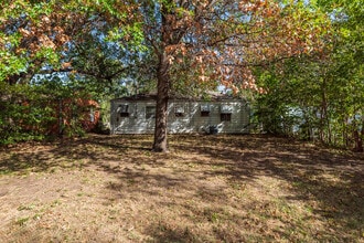 2511 Woodland N in Wichita, KS - Building Photo - Building Photo