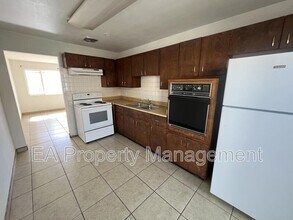 7013 Trumbull Ave SE in Albuquerque, NM - Building Photo - Building Photo