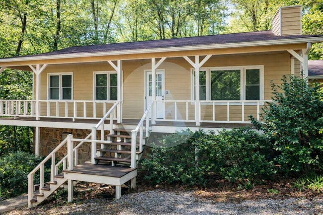 property at 103 Westland Ct