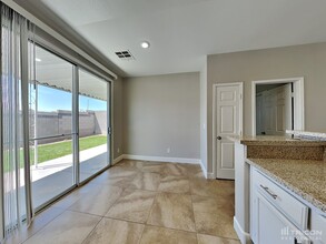 5027 Midnight Oil Dr in Las Vegas, NV - Building Photo - Building Photo