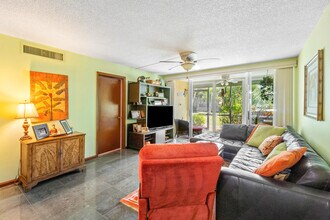 2000 S Federal Hwy in Boynton Beach, FL - Building Photo - Building Photo