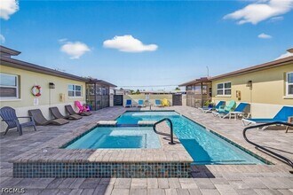 4831 Tudor Dr in Cape Coral, FL - Building Photo - Building Photo