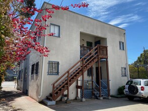 520 49th St in Oakland, CA - Building Photo - Building Photo