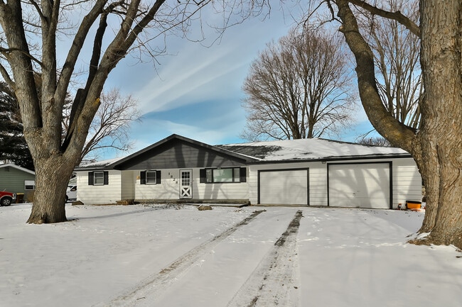 property at 1828 Juniper Ln