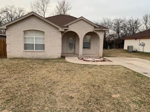 104 Richard's Court in Del Rio, TX - Building Photo - Building Photo