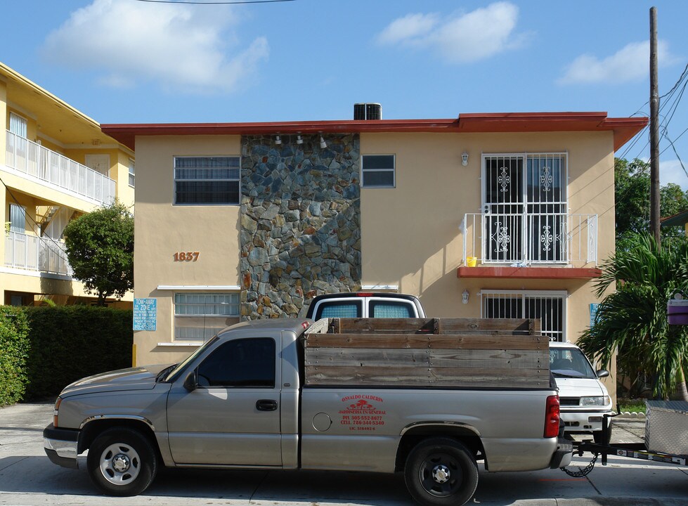 1837-1841 SW 7th St in Miami, FL - Building Photo