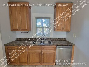 201 Portsmouth Ave in Manchester, NH - Building Photo - Building Photo