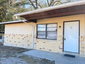 821 Margaret St in DeLand, FL - Building Photo