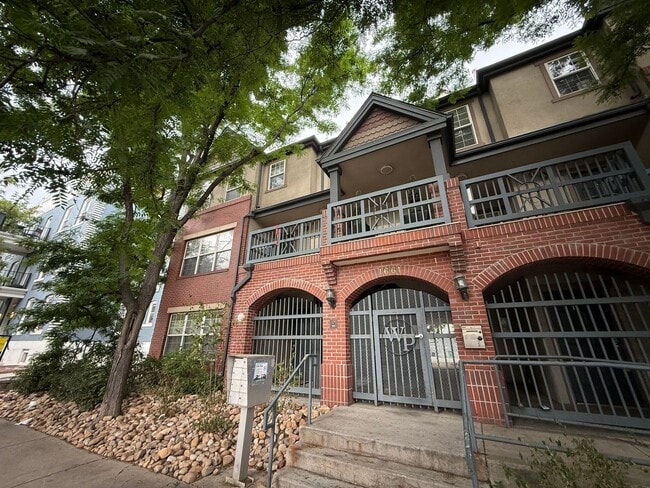 property at 1661 N Washington St
