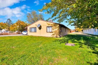 3290 1/2 Lombardy Ln in Clifton, CO - Foto de edificio - Building Photo