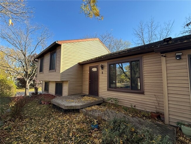 1 Yarrow Hill in West Henrietta, NY - Building Photo - Building Photo