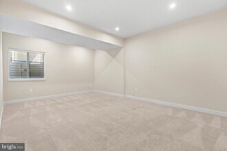 6056 Murray Terrace in Frederick, MD - Building Photo - Building Photo