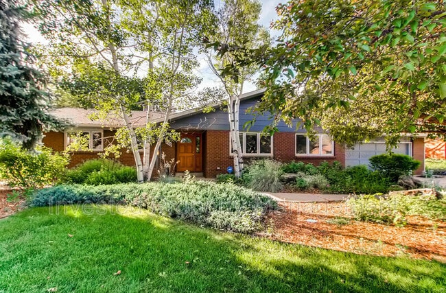 property at 220 Hopi Pl
