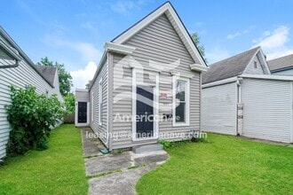 1604 E Oak St in New Albany, IN - Building Photo - Building Photo