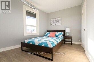 1000 King St E in Hamilton, ON - Building Photo - Building Photo