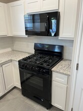 1309 Tortoise Wood Rd in Norman, OK - Building Photo - Building Photo