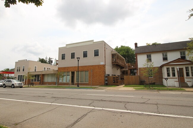 217 W Cross St, Unit 1