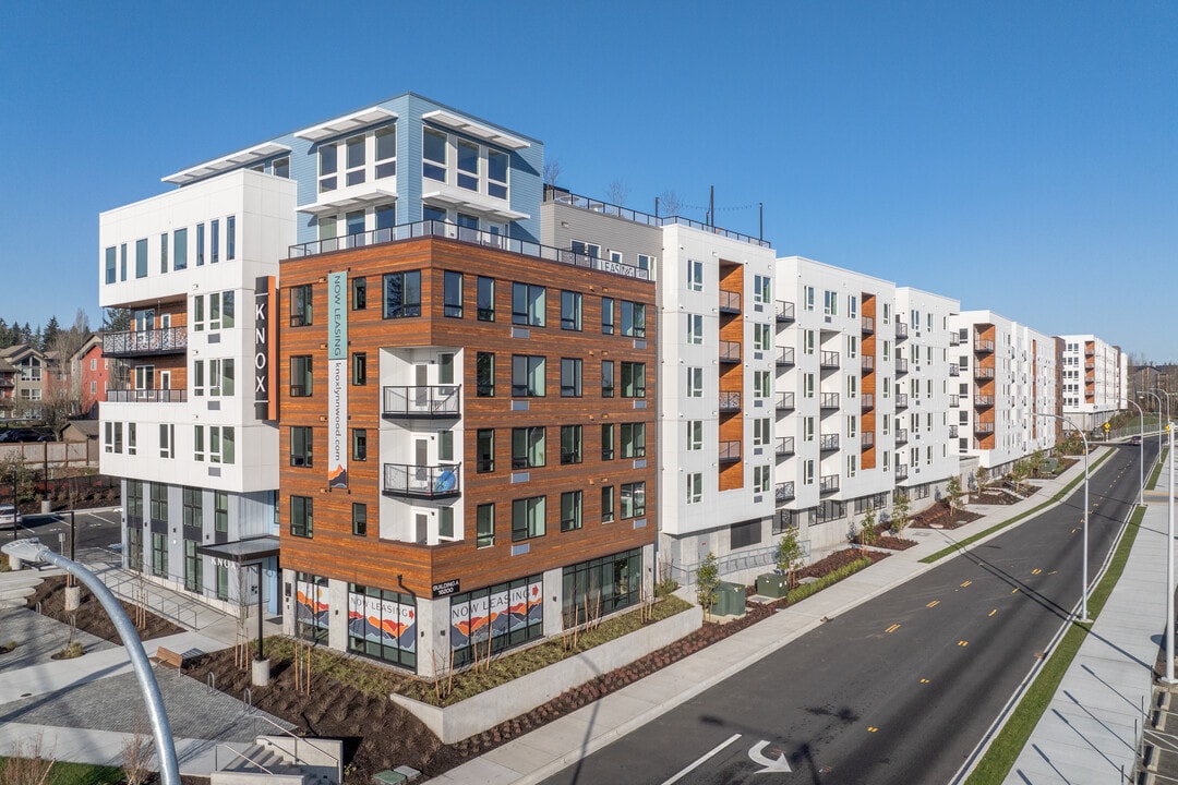 Knox in Lynnwood, WA - Foto de edificio