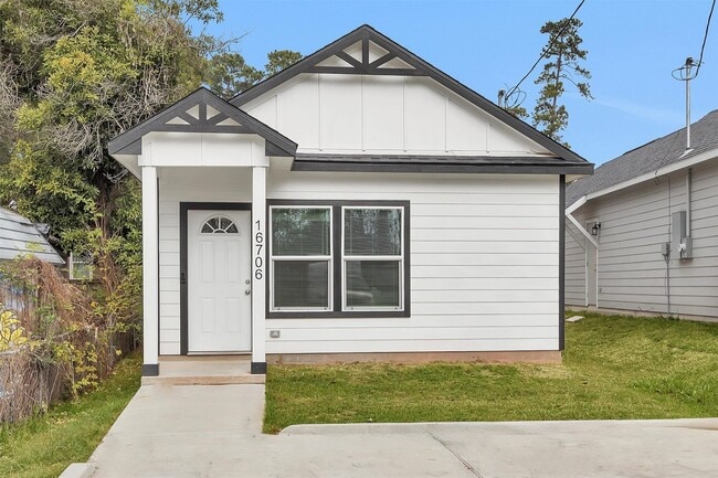 property at 16706 E Hammon