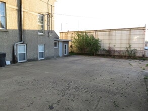 310 E Washington St in Morris, IL - Building Photo - Building Photo