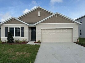 5345 Oxford Gray Rd in Zephyrhills, FL - Building Photo