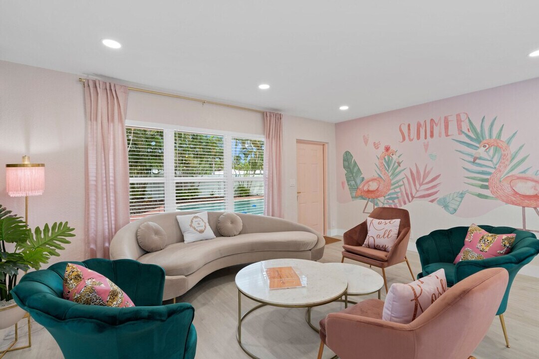 2650 E Oakland Park Blvd in Fort Lauderdale, FL - Building Photo